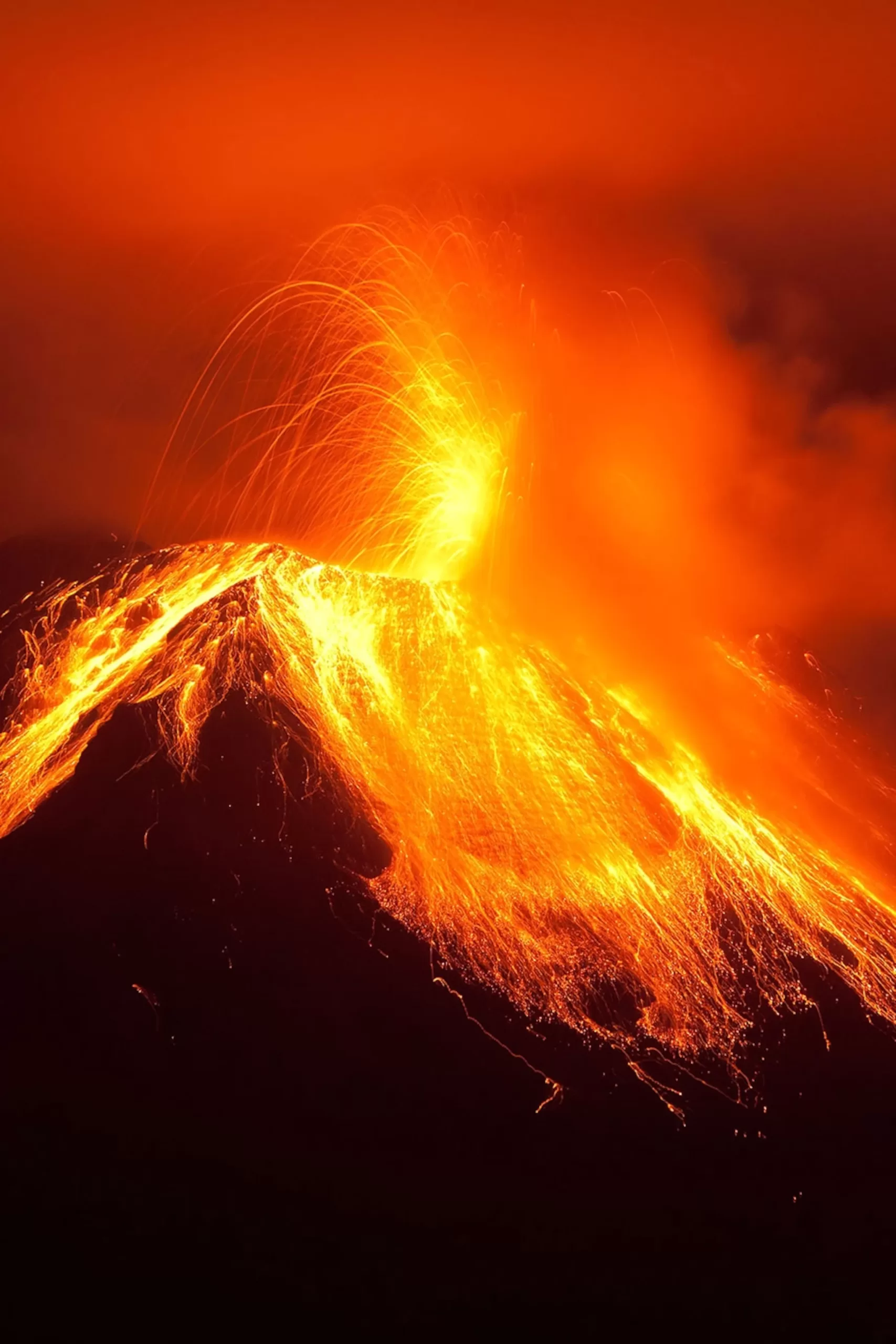 01-reference-volcanoes-cb9bmt_2x3