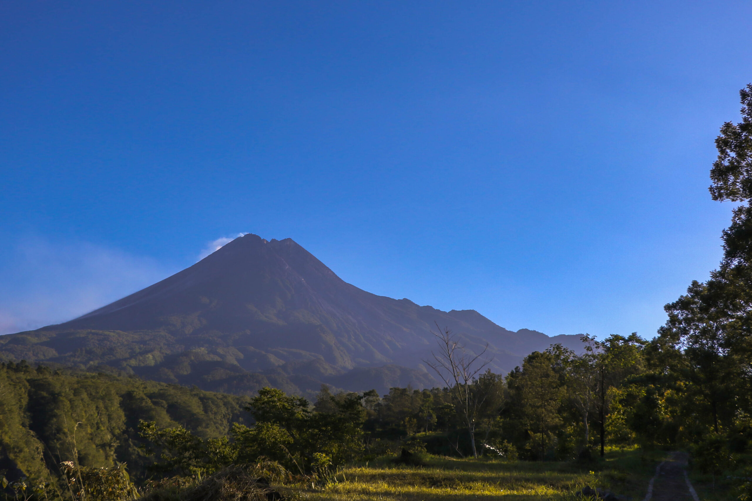 Merapi_mountain-2